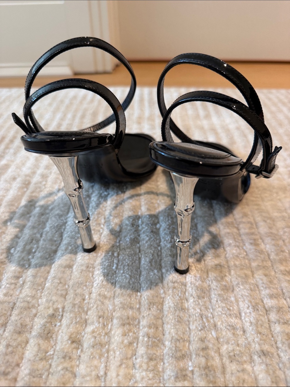 Gucci Black Patent Leather Strappy Heels with Silver-Tone Heel - Picture 2 of 4